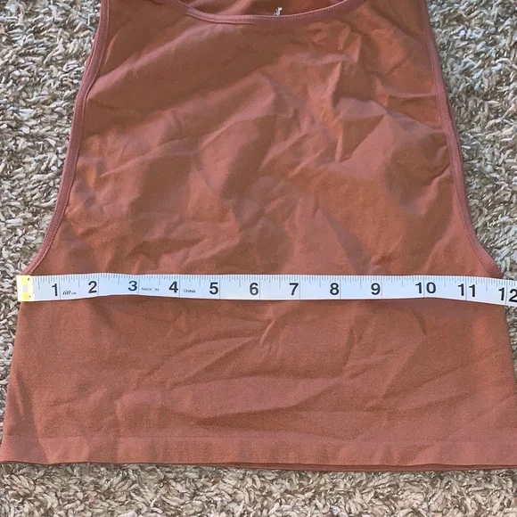 Intimately by Free People Sleeveless Cropped Orange Stretchy Tank Top XS/Small - Picture 4 of 4